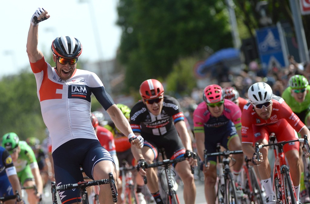 Kluge zaútočil pred cieľom 17. etapy Giro d´Italia a vypálil šprintérom rybník