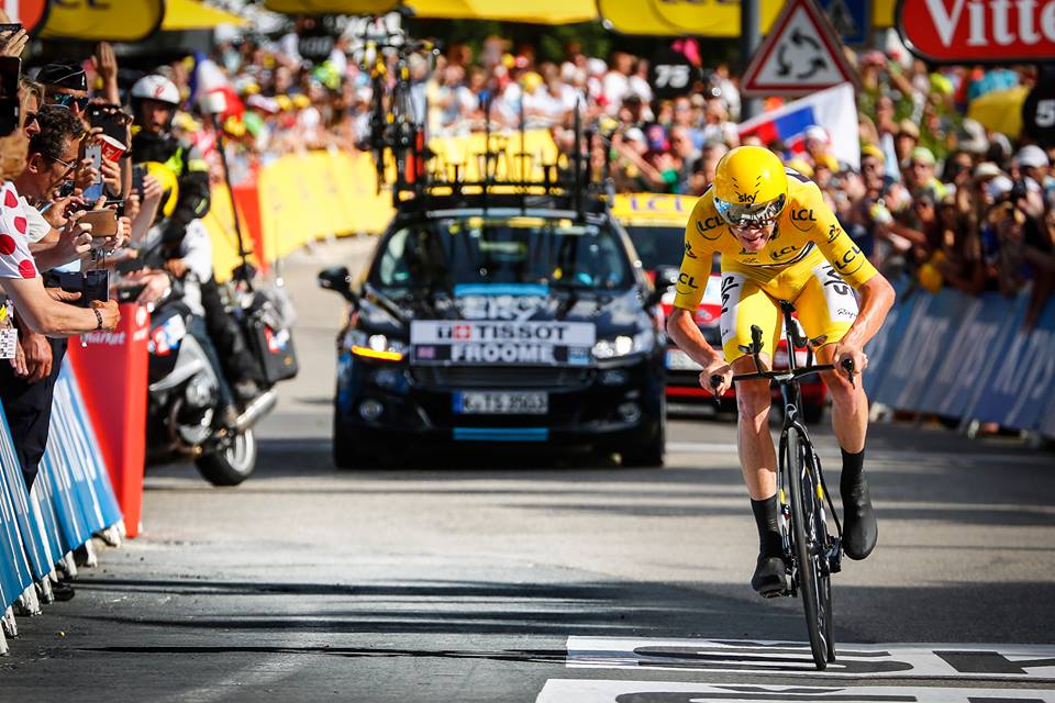 Froome opanoval časovku a zvýraznil svoj náskok na čele celkovej klasifikácie