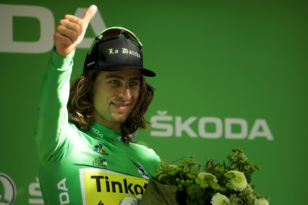 Skvelý Peter Sagan v top 3 na Elyzejských poliach, má piaty zelený dres a stal sa najktívnejším jazdcom