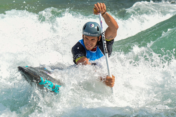 Slovenskí vodní slalomári Matej Beňuš a Jakub Grigar bez problémov postúpili do semifinále
